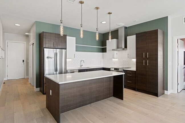 Building Photo - Beautiful 2 Bedroom 2 Bath Condo in the Heart of Rino District!