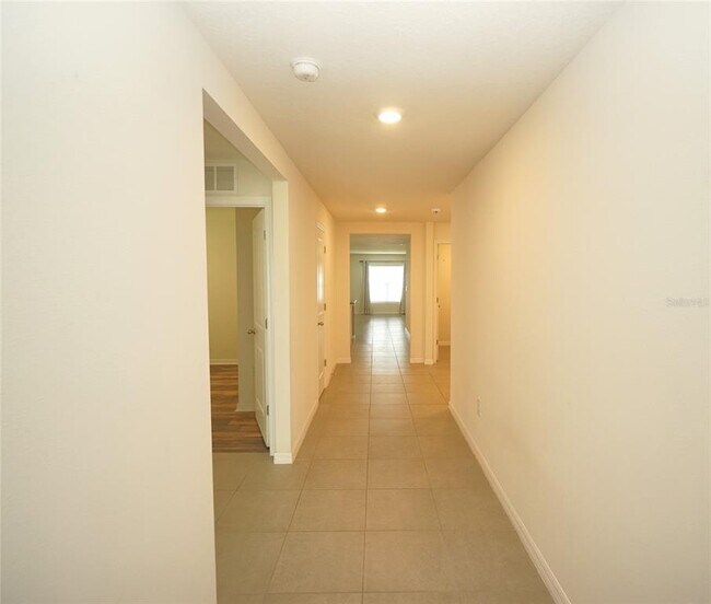 Building Photo - 501 Calico Scallop St
