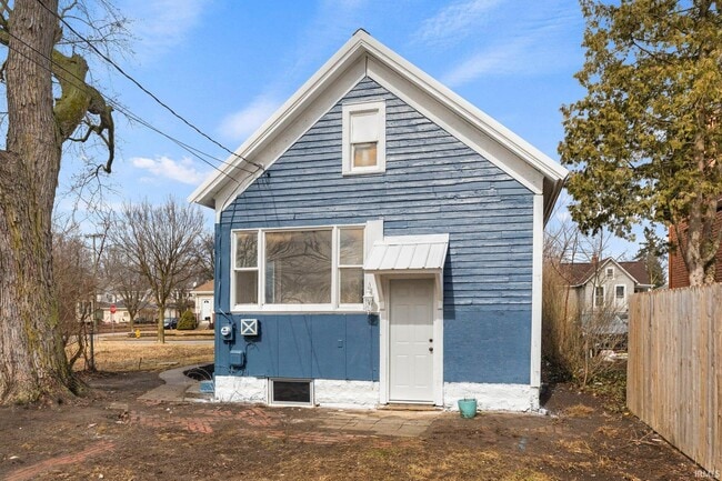 Building Photo - 607 Kinsmoor Ave