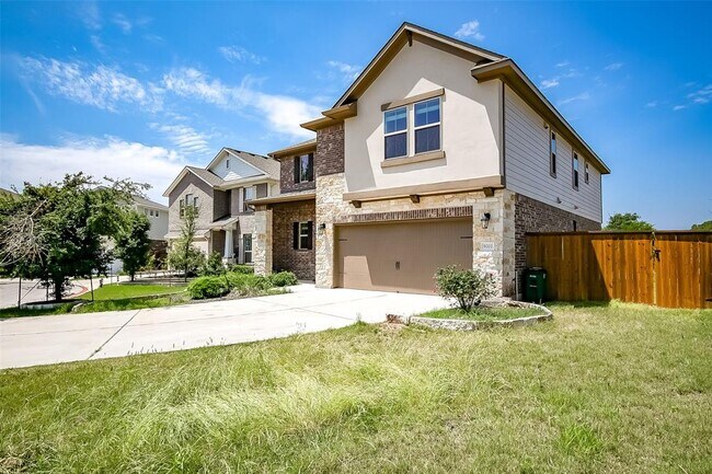 Primary Photo - 9202 Spade Cir