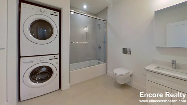 Building Photo - 191 Porter St