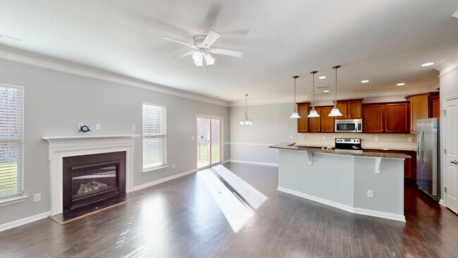 Building Photo - 16126 Long Talon Way