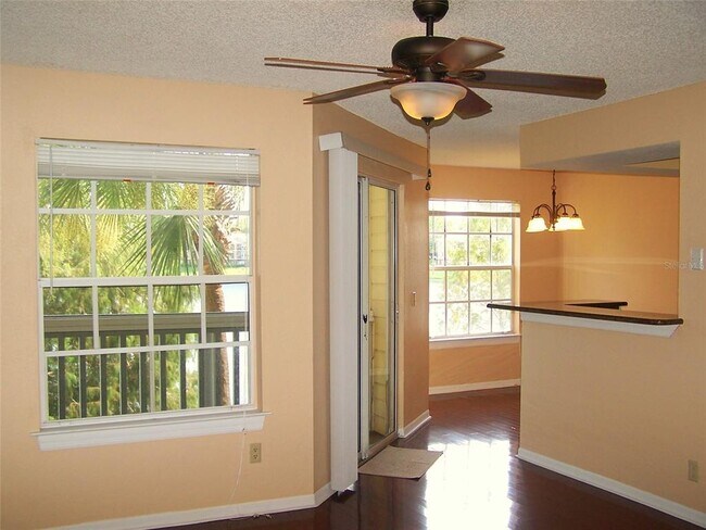 Building Photo - 1037 S Hiawassee Rd