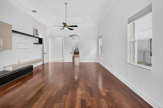 Building Photo - 9511 Savona Winds Dr