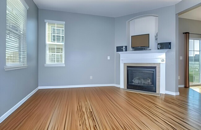 Building Photo - 3848 Red Deer Trl