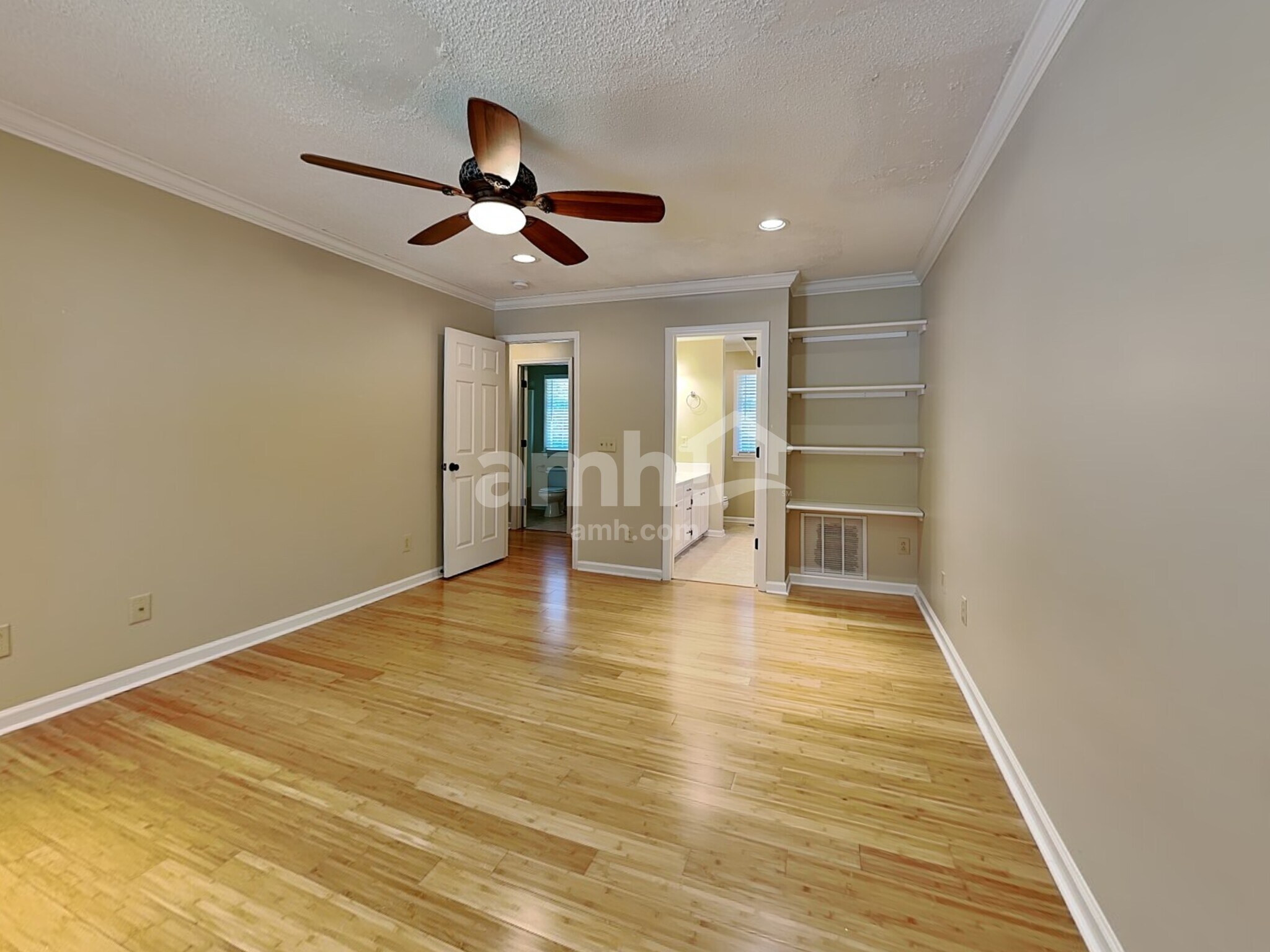 Building Photo - 5503 Pebble Garden Ct