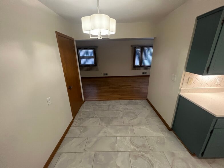 Building Photo - 3420 18th Ave NW
