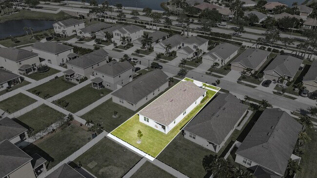 Building Photo - 11339 SW Patterson St