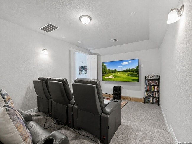 Building Photo - 268 Englewood Ln