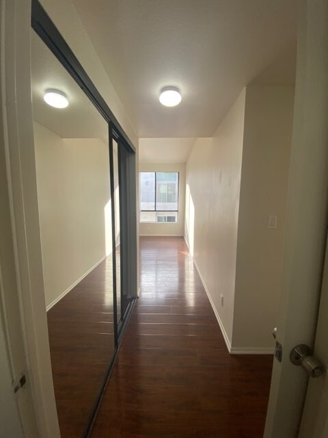 Building Photo - 4343 Whitsett Ave