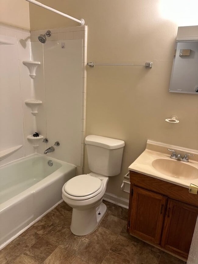 Building Photo - SCH1116