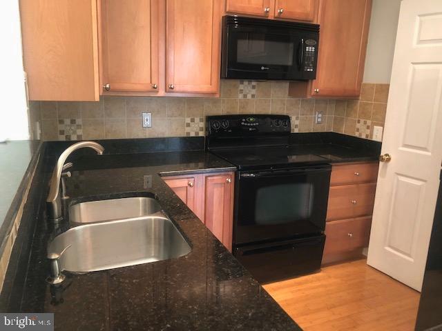 Building Photo - 1601 Spring Gate Dr.