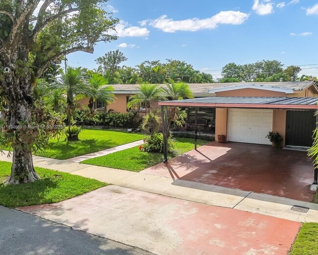 Building Photo - 9460 SW 53rd St