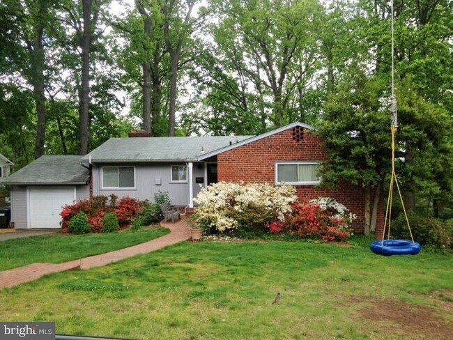 Building Photo - 2612 Sigmona St