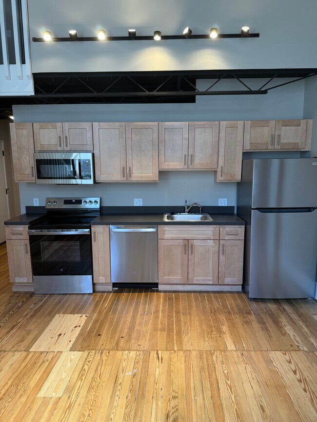 Building Photo - Tandem Ventures