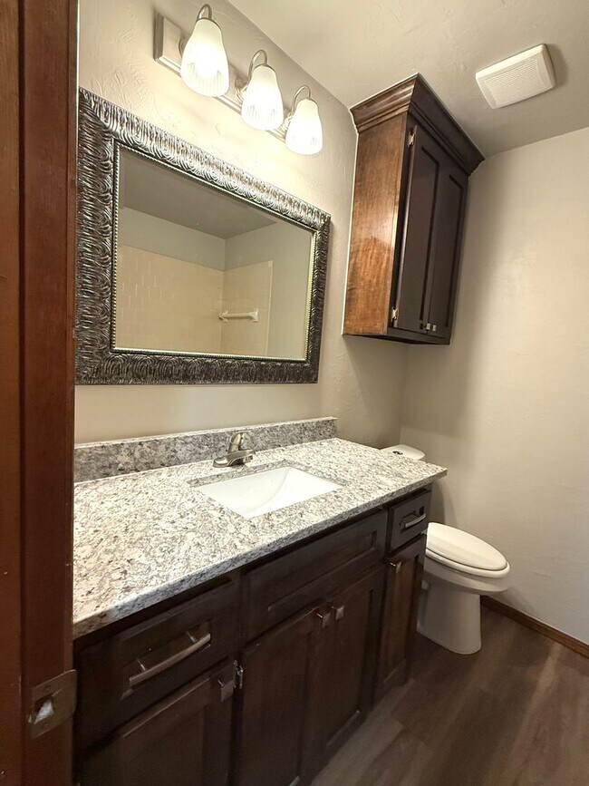 Building Photo - Complete new remodel 3-2-2 home off Broadw...