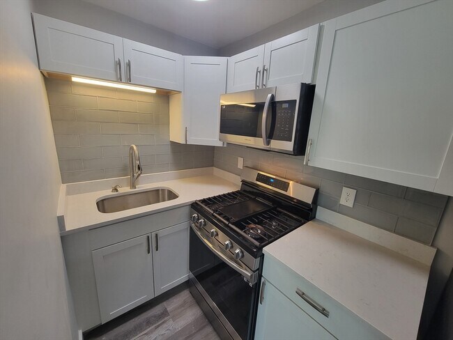 Building Photo - 7 High St