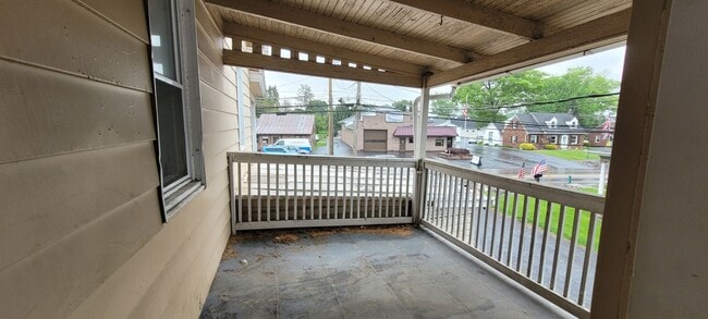 Building Photo - 3 bedroom 1 bathroom home in Brownstown/Leola