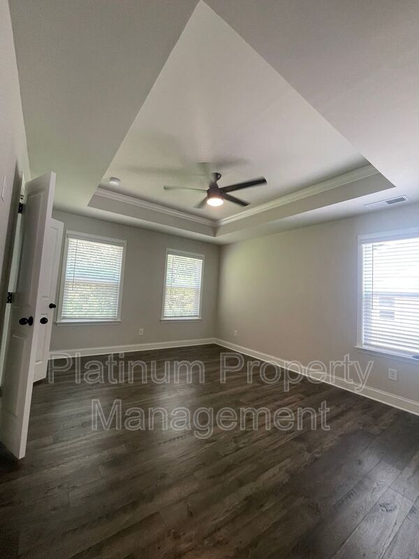 Building Photo - 1631 Venture Pt Wy