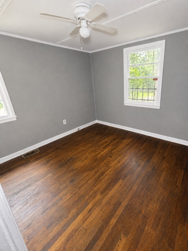 Building Photo - 4673 Churchill Dr