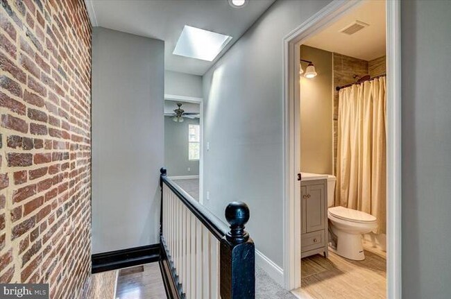 Building Photo - 815 N Collington Ave
