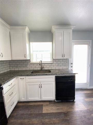 Building Photo - 924 E Annie St