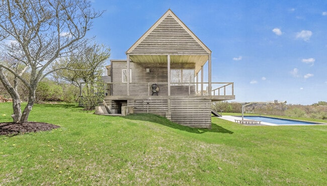 Building Photo - 52 Startop Dr