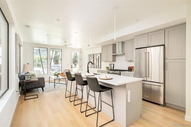 Primary Photo - 267 S Jackson St