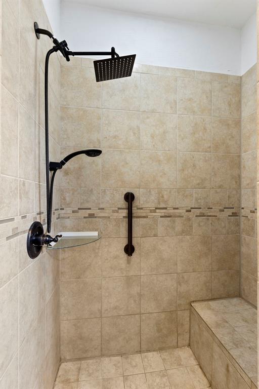 Building Photo - 421 Sweetbough St