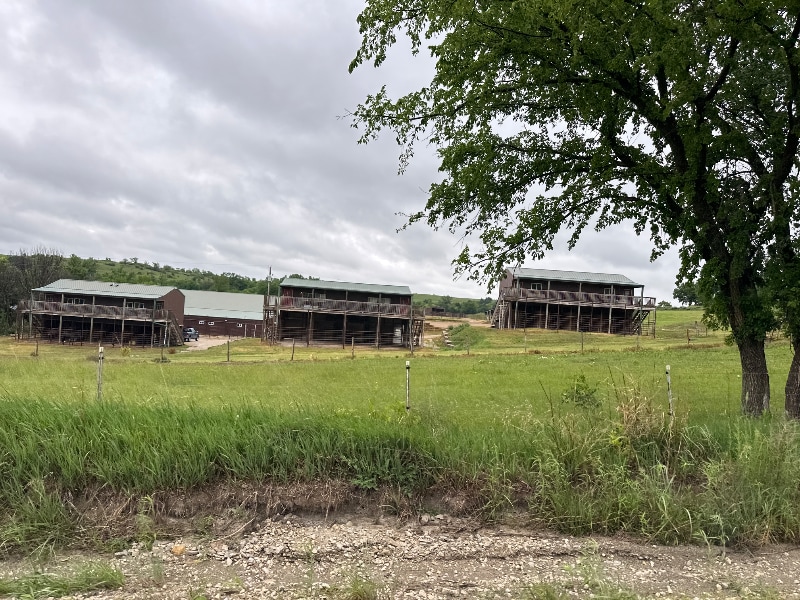 Building Photo - 13325 Brush Creek Rd