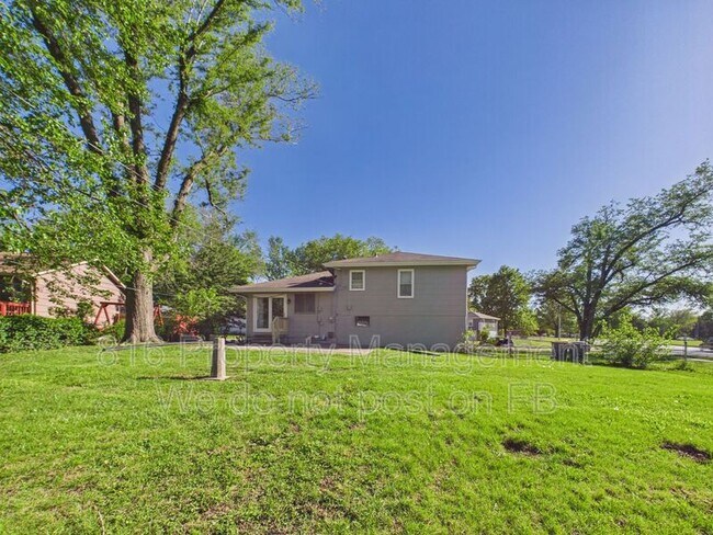 Building Photo - 7800 E 91 St