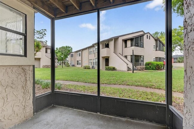 Building Photo - 2929 Antique Oaks Cir