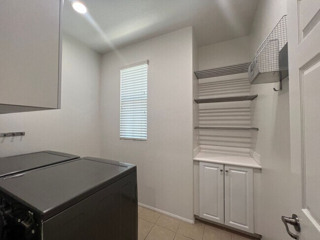 Building Photo - 115 Aliso Ridge Loop
