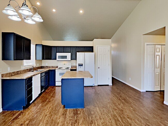 Building Photo - 163 Crystal Bay Drive