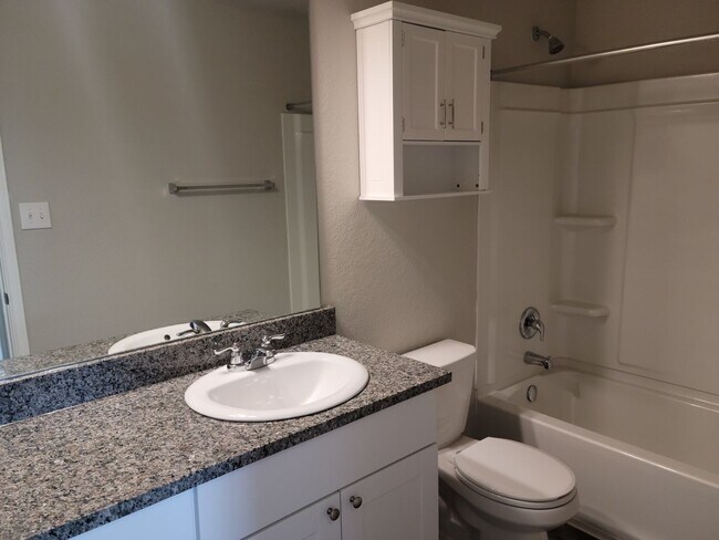 Building Photo - Bulverde/ Hidden Trail Subdivision