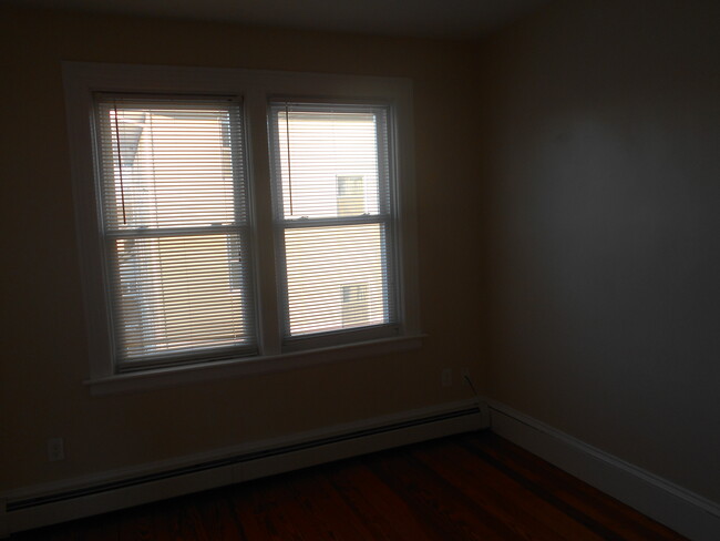 Bedroom 2 - 112 Kimball St