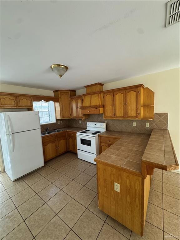 Building Photo - 7 Aruba Dr