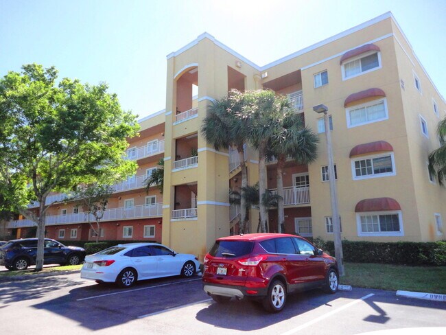 Primary Photo - 4723 Lucerne Lakes Blvd