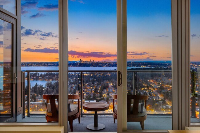 Building Photo - 3Bd/2.5Ba One Lincoln Tower Penthouse
