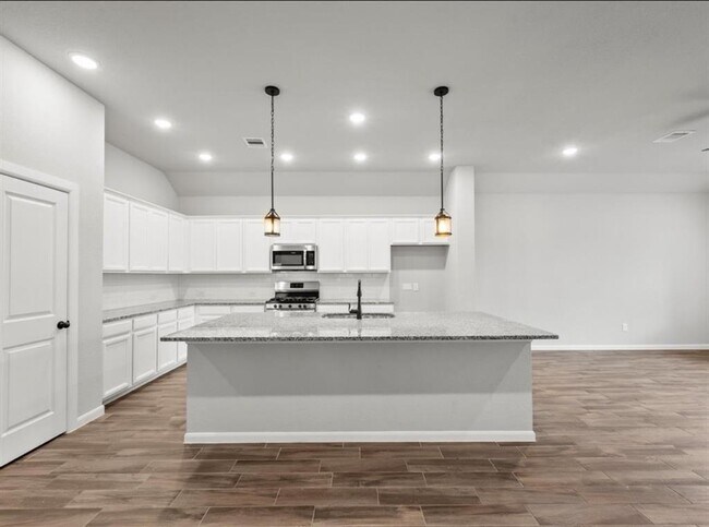 Building Photo - 311 Fanpalm Ct