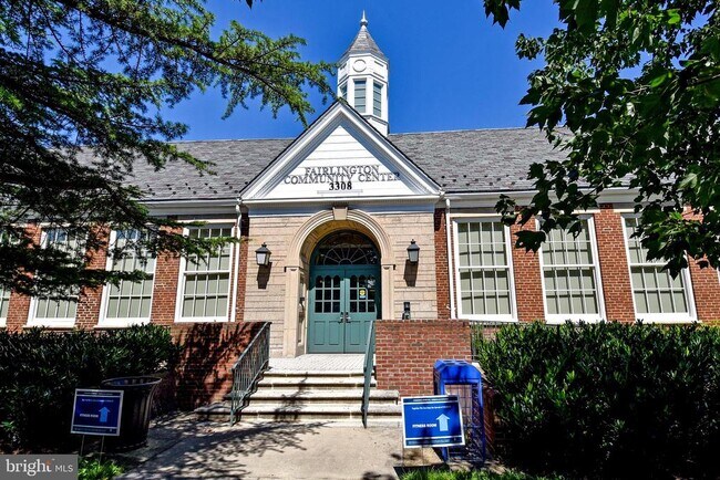 Building Photo - 3419 S Utah St