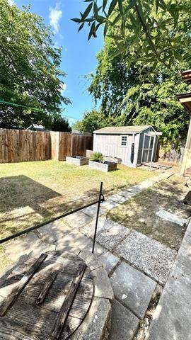 Building Photo - 809 Milky Way