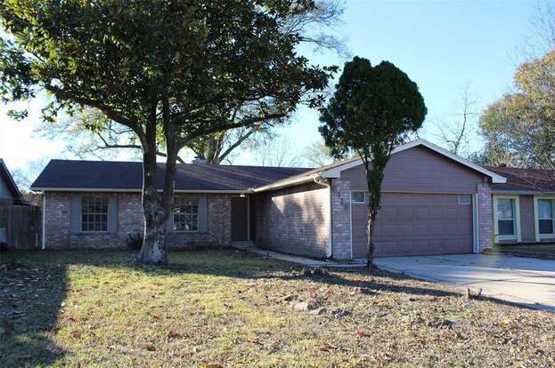 Building Photo - 8615 Riverside Walk Ln