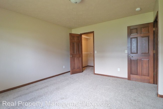 Building Photo - 3 br, 2 bath House - 305 Jerry Place