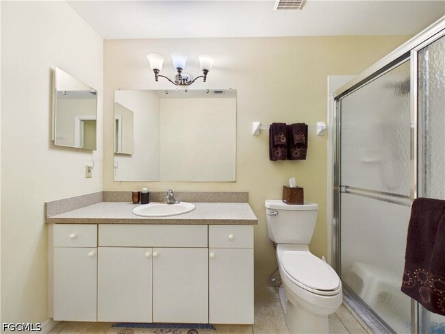 Building Photo - 20611 Country Creek Dr