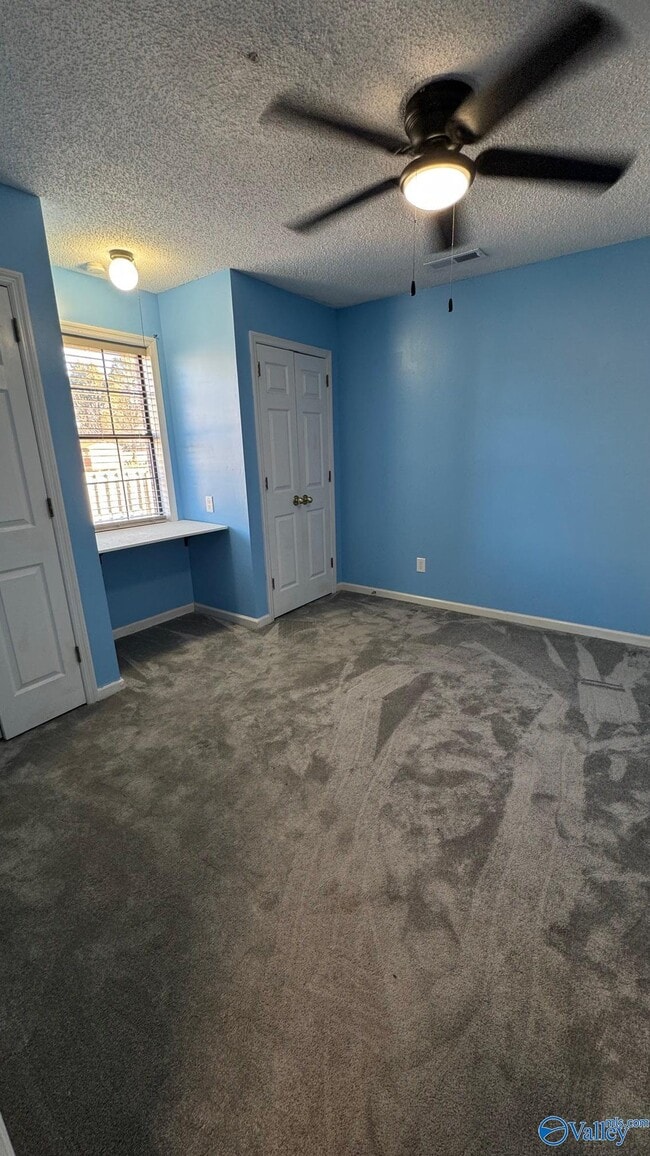 Building Photo - 157 Chanel Dr