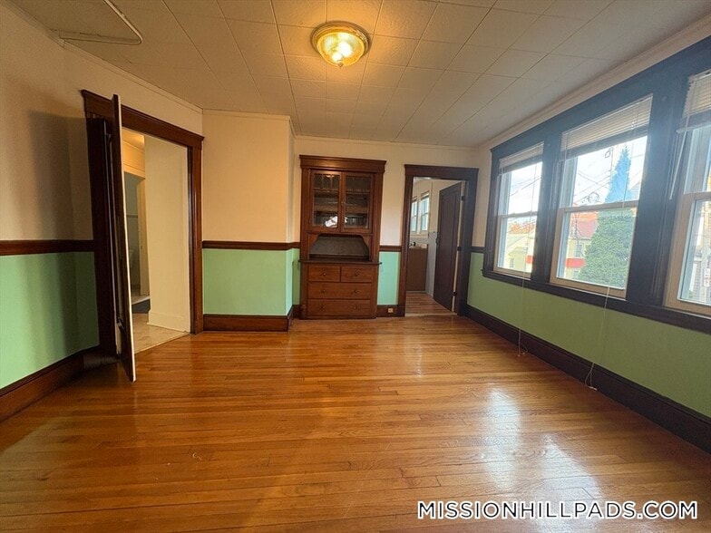 Building Photo - 155-157 Hillside St.