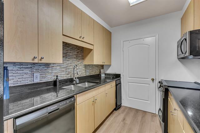 Building Photo - 3225 Turtle Creek Blvd Blvd