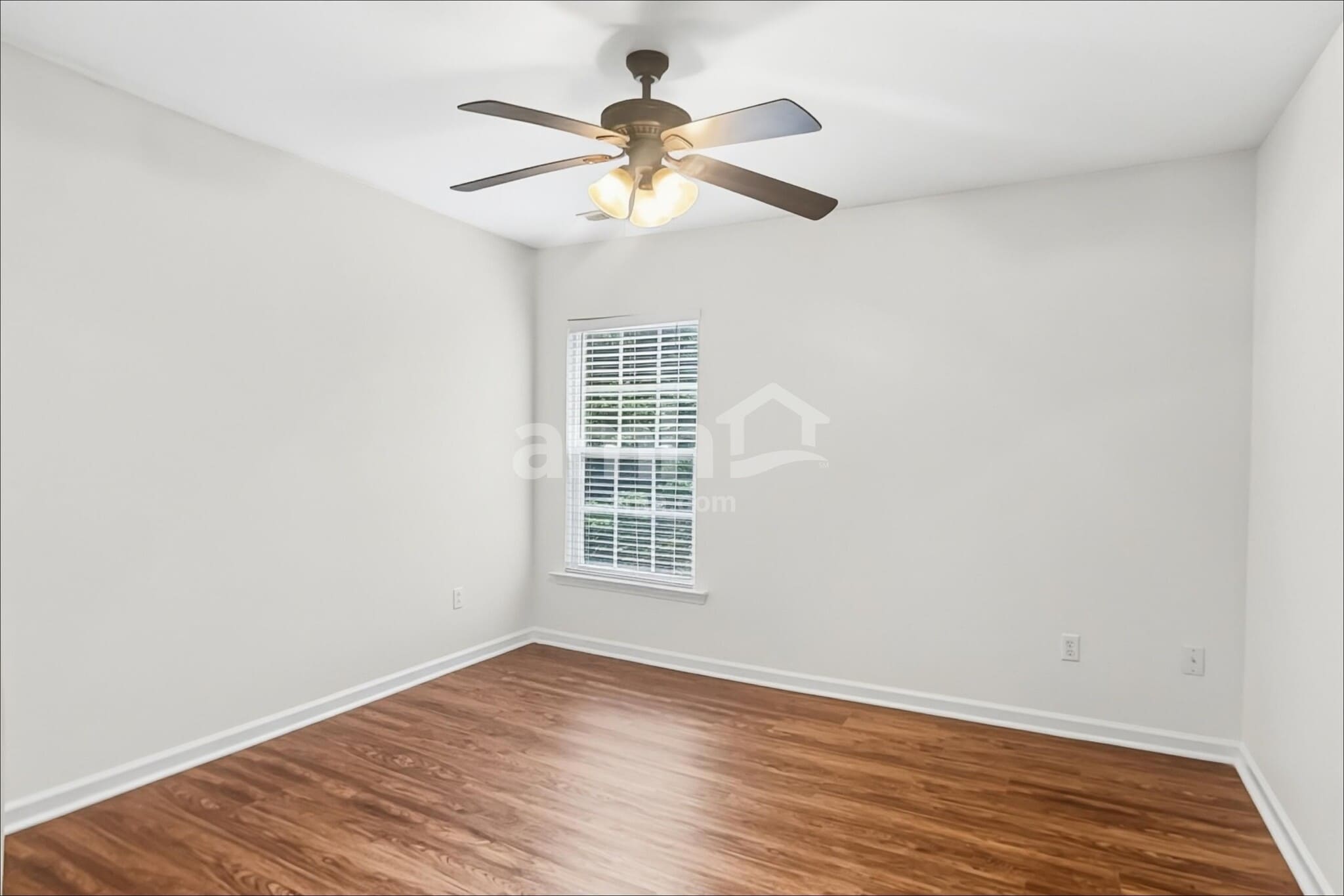 Building Photo - 1 Woodvine Way