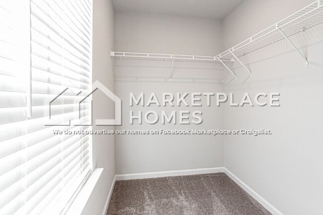 Building Photo - 6715 Hill Rock Ln